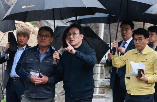 김민석 국무총리, 아스콘 생산업체 현장 방문 건설자재 수급 현황 점검 기사 이미지